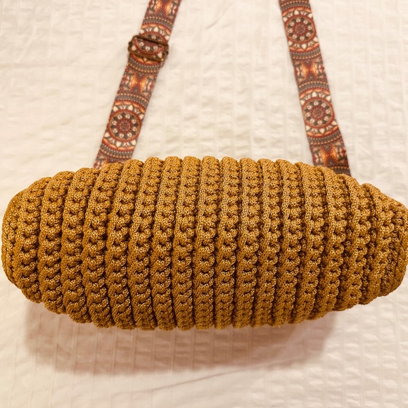 Crossbody Handmade Crochet Woven Khaki Bag NWOT - Picture 3 of 16